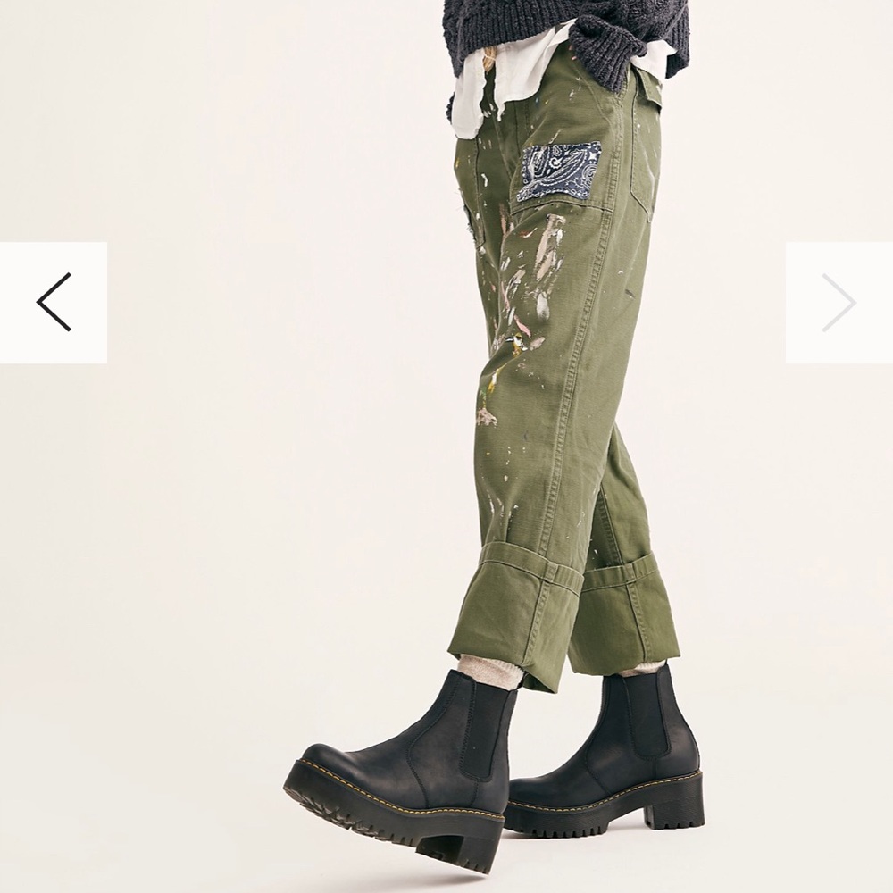 Doc marten pull on platform Chelsea boot